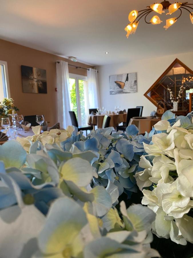 Hotel - Restaurant L'Hortensia Noyalo Экстерьер фото