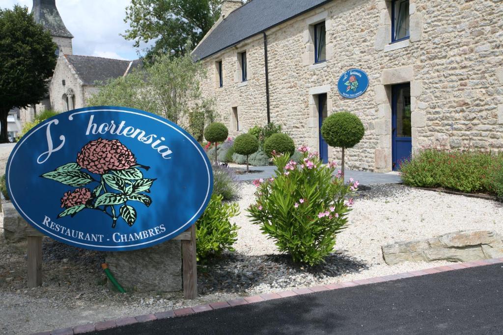 Hotel - Restaurant L'Hortensia Noyalo Экстерьер фото